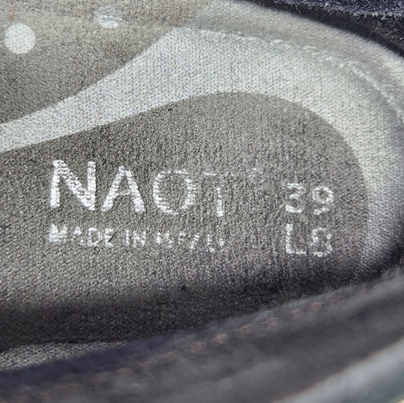 Naot Helm Size 8 Black Ankle Boot Leather Suede Side Zip Bootie Comfort EU 39 - Picture 11 of 15